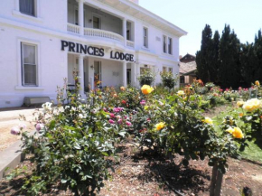 Гостиница Princes Lodge Motel  Аделаида